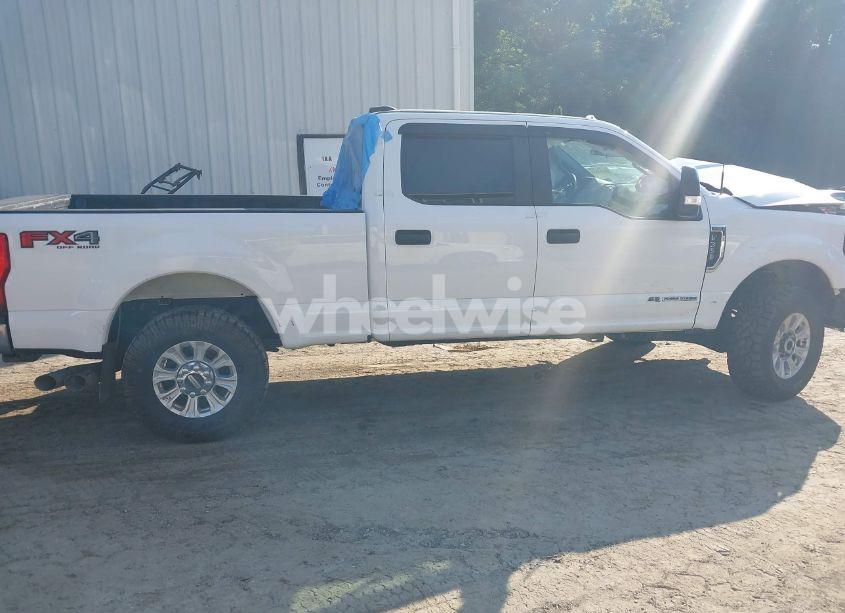 Photo 14 of 2022 Ford F-350 XL (VIN 1FT8W3BT5NED62555)