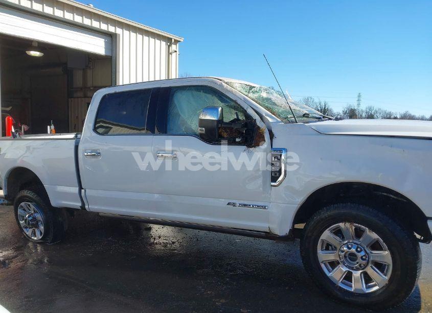 Photo 14 of 2022 Ford F-350 PLATINUM (VIN 1FT8W3BT5NEF47155)