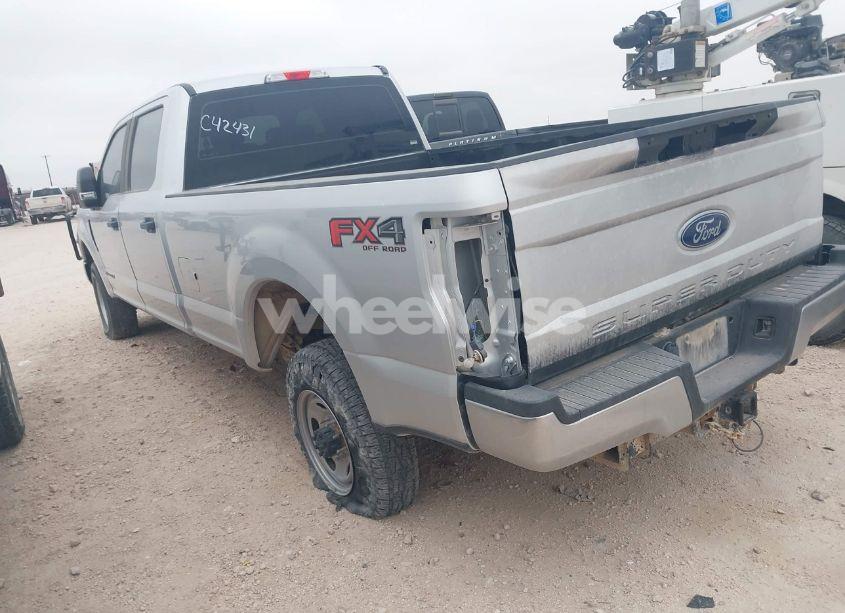 Photo 3 of 2017 Ford F-350 XL (VIN 1FT8W3BT6HEC42431)