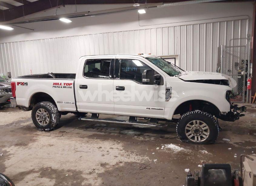 Photo 13 of 2017 Ford F-350 XLT (VIN 1FT8W3BT6HEE92901)