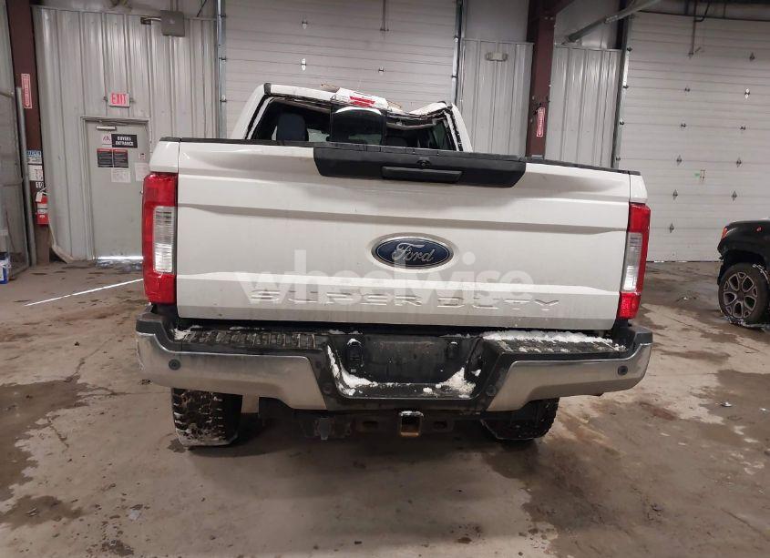 Photo 15 of 2017 Ford F-350 XLT (VIN 1FT8W3BT6HEE92901)