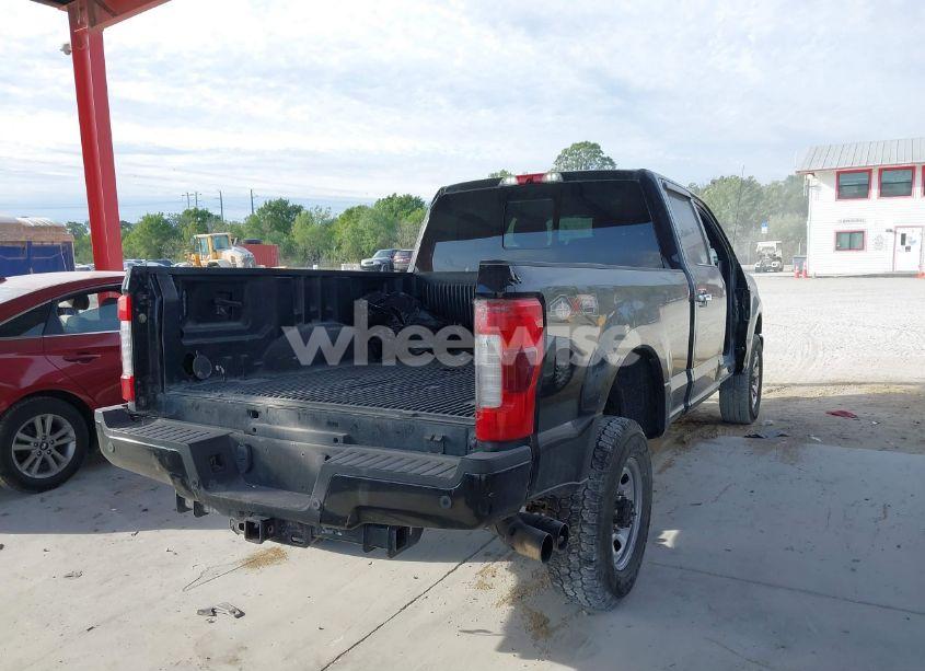 Photo 11 of 2019 Ford F-350 PLATINUM (VIN 1FT8W3BT6KEF09932)