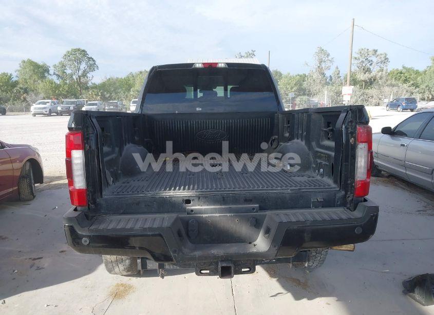 Photo 16 of 2019 Ford F-350 PLATINUM (VIN 1FT8W3BT6KEF09932)