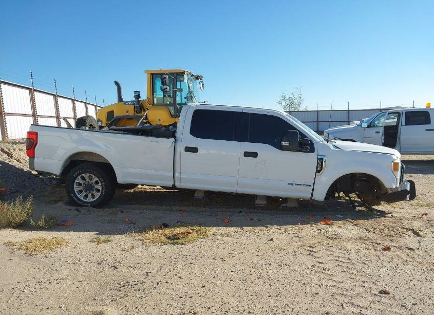 Photo 13 of 2021 Ford F-350 XLT (VIN 1FT8W3BT6MED92663)