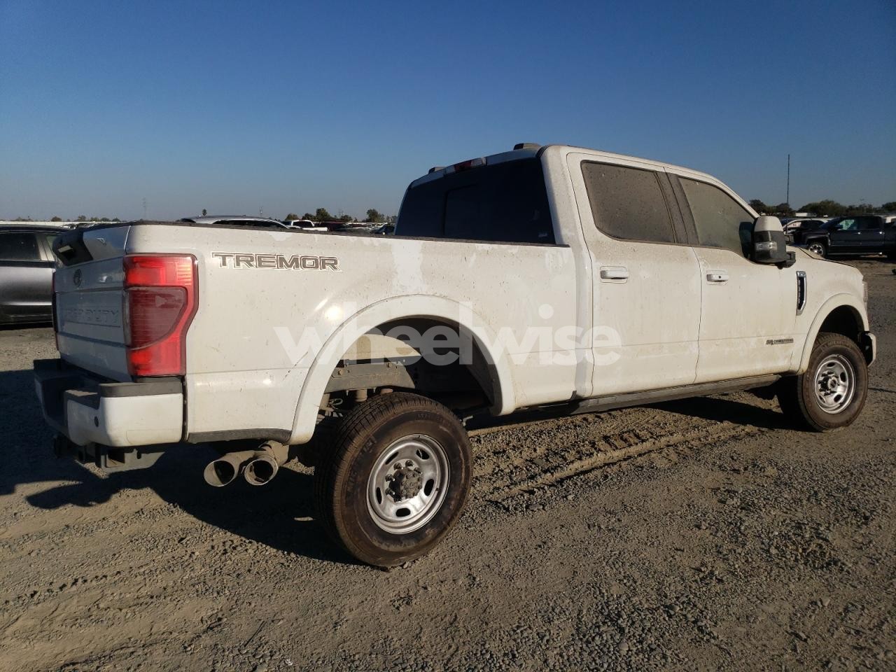 Photo 3 of 2022 FORD F350 SUPER DUTY (VIN 1FT8W3BT6NEC65557)