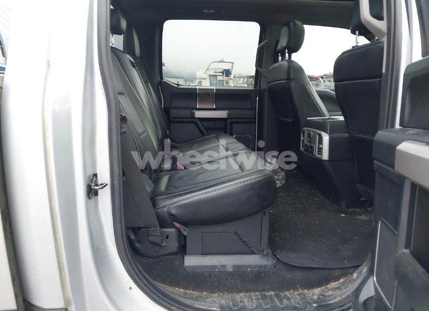 Photo 7 of 2019 Ford F-350 LARIAT (VIN 1FT8W3BT7KEC80581)