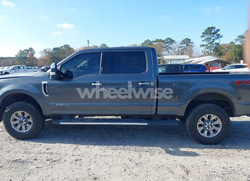 Photo 13 of 2019 Ford F-350 XLT (VIN 1FT8W3BT7KEF95056)
