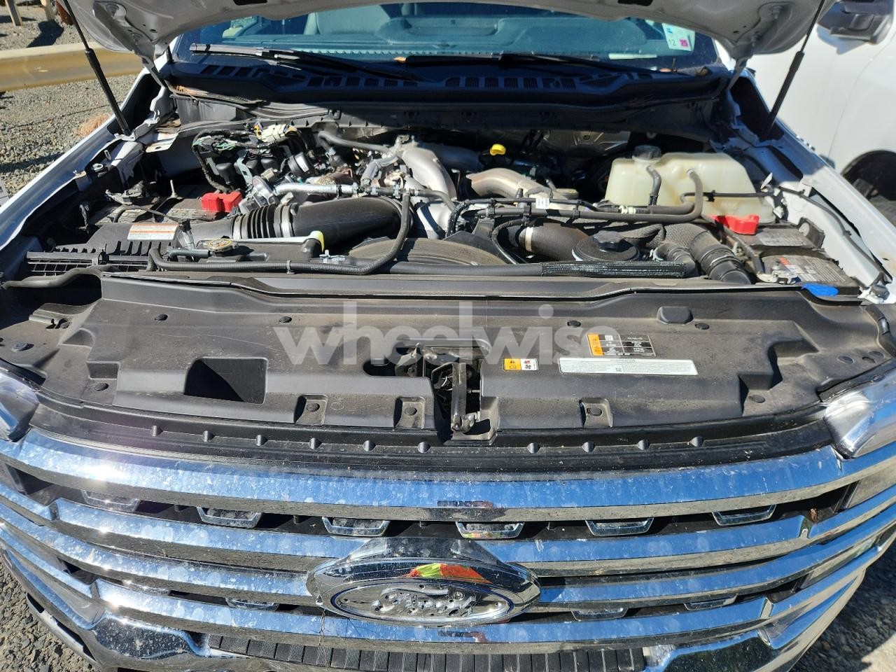 Photo 12 of 2024 FORD F350 SUPER DUTY (VIN 1FT8W3BT7REE80774)
