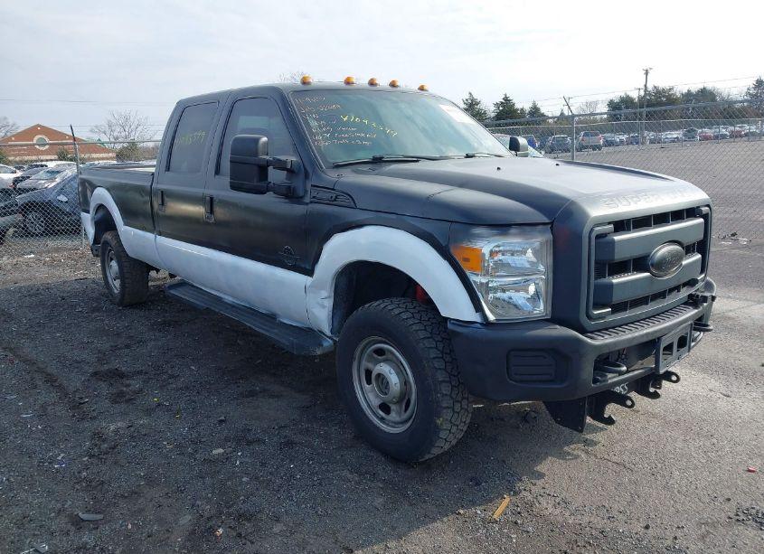 2016 Ford F-350 XL (VIN 1FT8W3BT8GEC95632) main photo