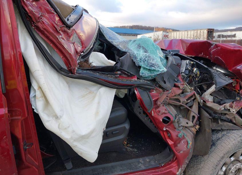 Photo 5 of 2016 Ford F-350 LARIAT (VIN 1FT8W3BT8GED36888)