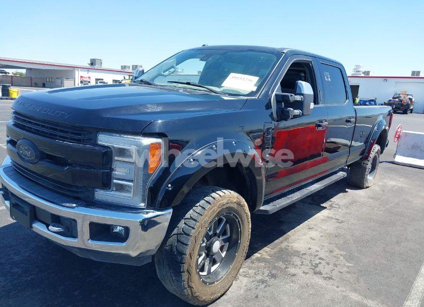 Photo 2 of 2017 Ford F-350 LARIAT (VIN 1FT8W3BT8HED92623)