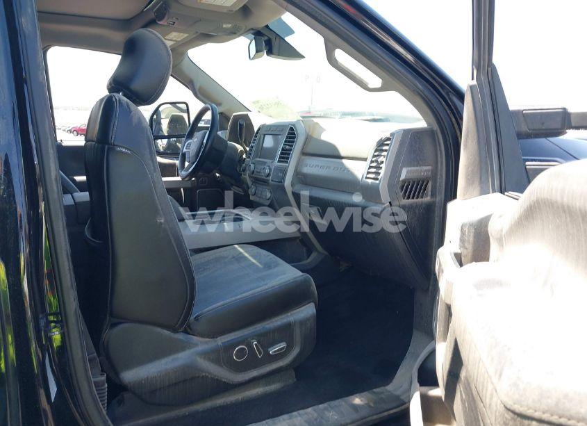 Photo 5 of 2017 Ford F-350 LARIAT (VIN 1FT8W3BT8HED92623)