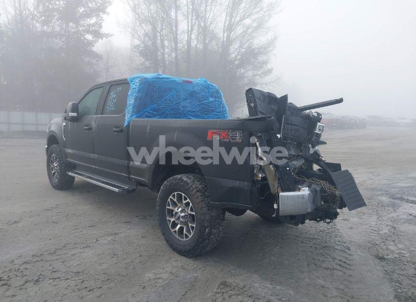 Photo 3 of 2021 Ford F-350 LARIAT (VIN 1FT8W3BT8MEC56034)
