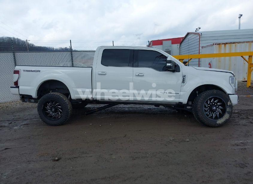 Photo 14 of 2022 Ford F-350 PLATINUM (VIN 1FT8W3BT8NEF54018)