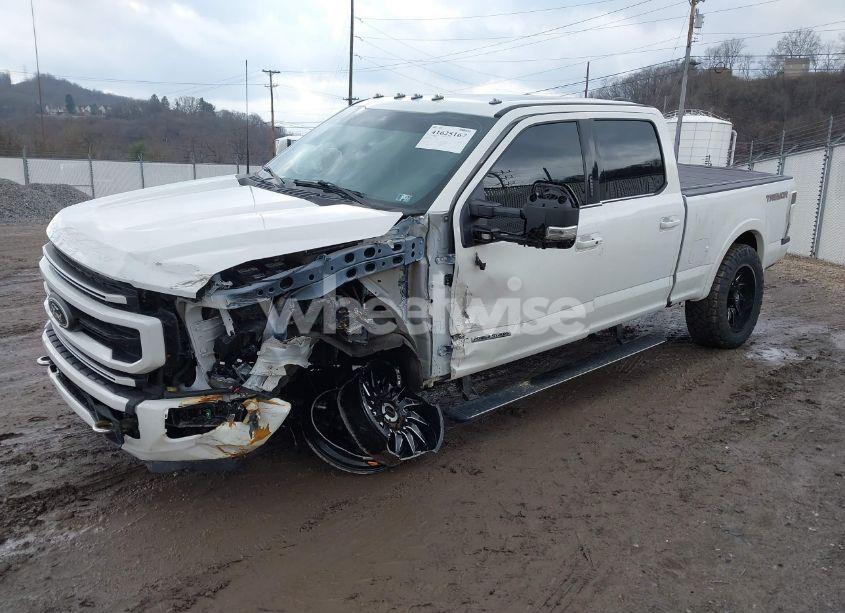 Photo 2 of 2022 Ford F-350 PLATINUM (VIN 1FT8W3BT8NEF54018)