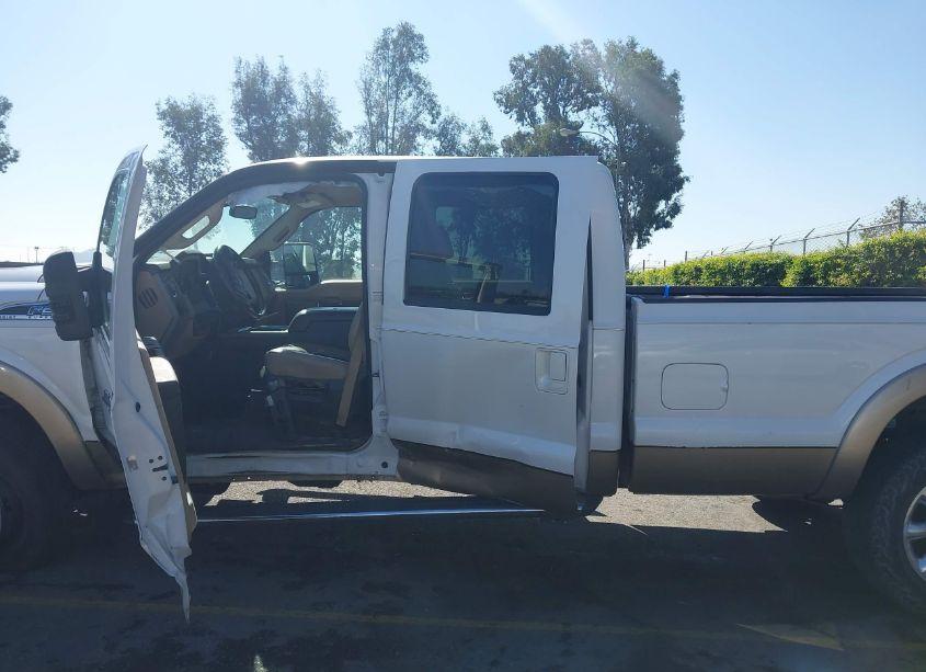 Photo 16 of 2014 Ford F-350 LARIAT (VIN 1FT8W3BT9EEA31560)