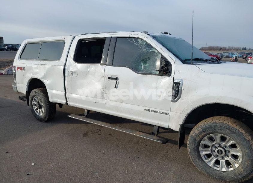 Photo 11 of 2022 Ford F-350 LARIAT (VIN 1FT8W3BT9NEE38925)