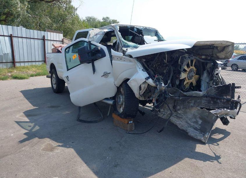 2011 Ford F-350 LARIAT (VIN 1FT8W3BTXBEC62964) main photo