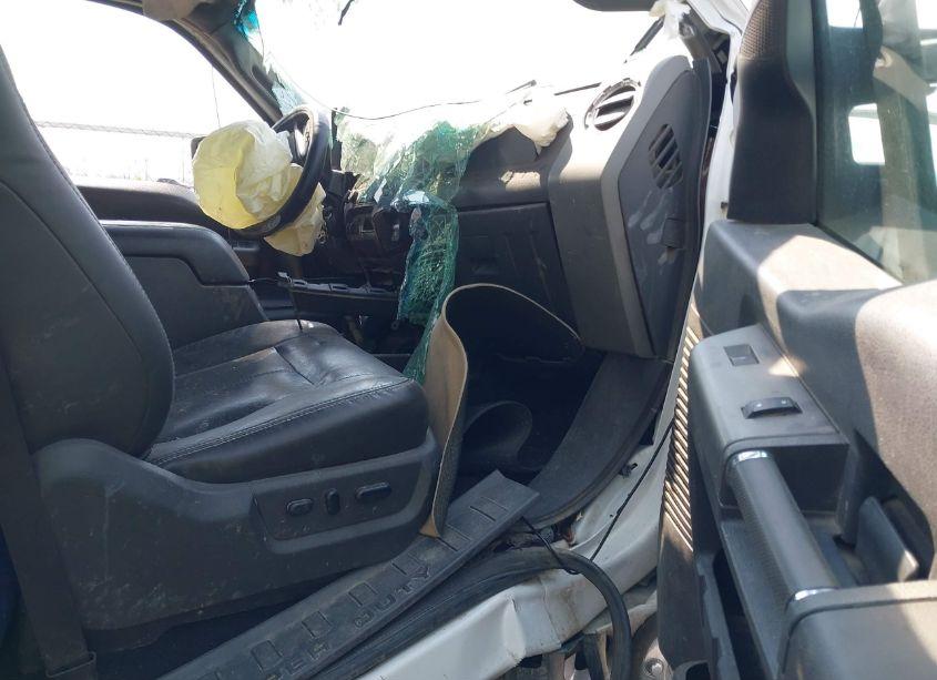 Photo 5 of 2011 Ford F-350 LARIAT (VIN 1FT8W3BTXBEC62964)