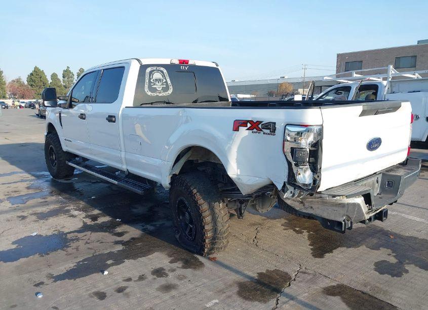 Photo 11 of 2017 Ford F-350 XLT (VIN 1FT8W3BTXHEC67171)