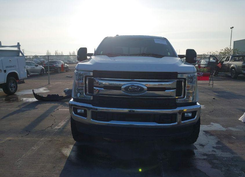 Photo 13 of 2017 Ford F-350 XLT (VIN 1FT8W3BTXHEC67171)