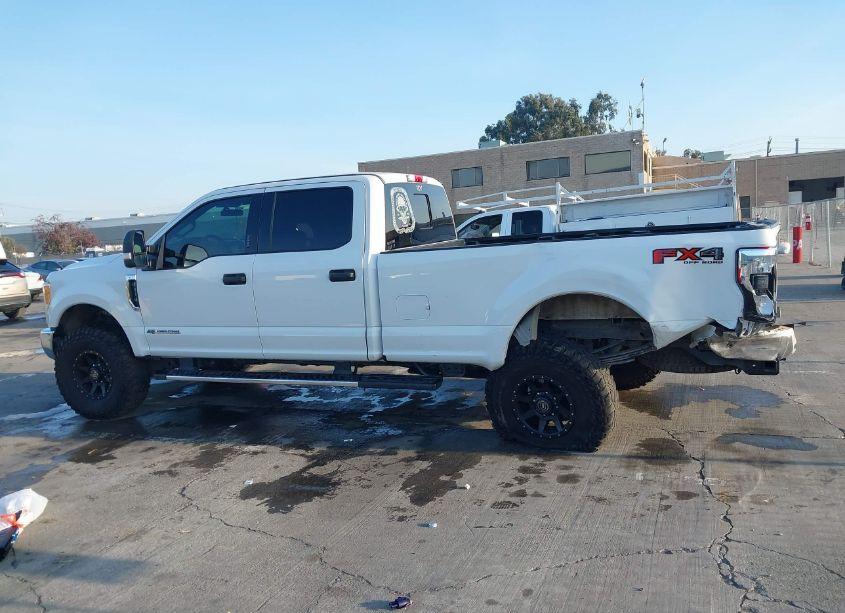 Photo 15 of 2017 Ford F-350 XLT (VIN 1FT8W3BTXHEC67171)