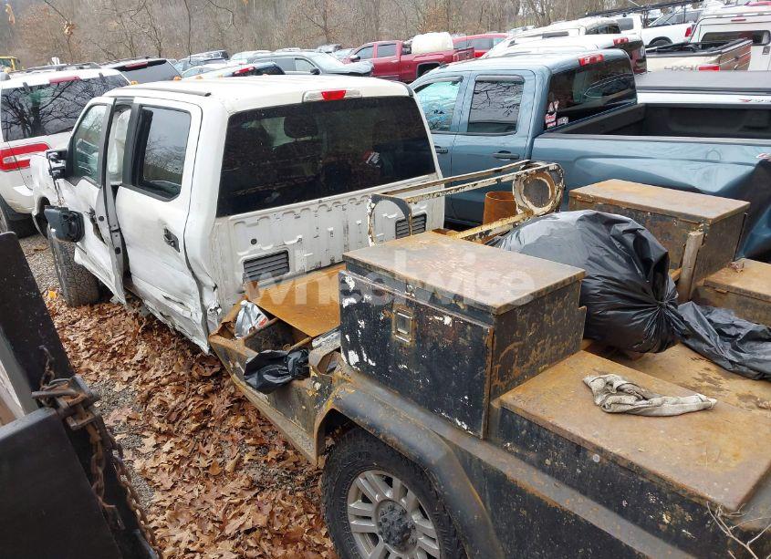 Photo 3 of 2017 Ford F-350 XL (VIN 1FT8W3BTXHEF44868)