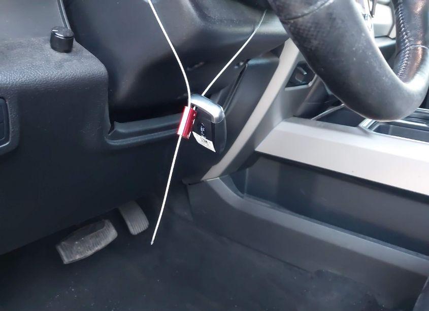 Photo 11 of 2019 Ford F-350 LARIAT (VIN 1FT8W3BTXKEE72965)