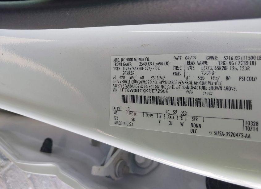 Photo 9 of 2019 Ford F-350 LARIAT (VIN 1FT8W3BTXKEE72965)