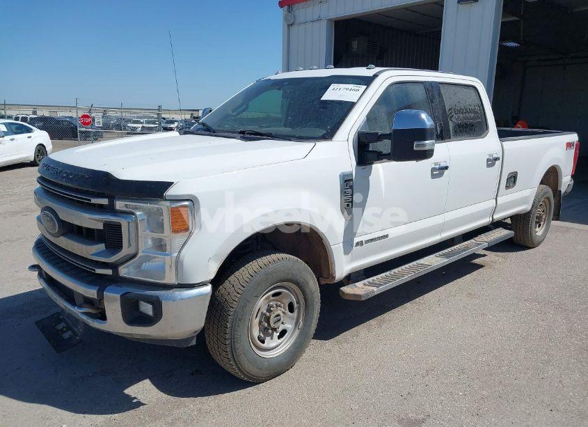 Photo 2 of 2021 Ford F-350 XLT (VIN 1FT8W3BTXMEC60411)