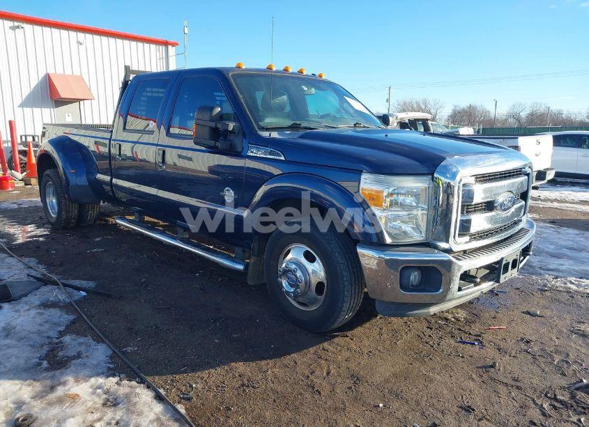 2013 Ford F-350 LARIAT (VIN 1FT8W3CT7DEA75411) main photo