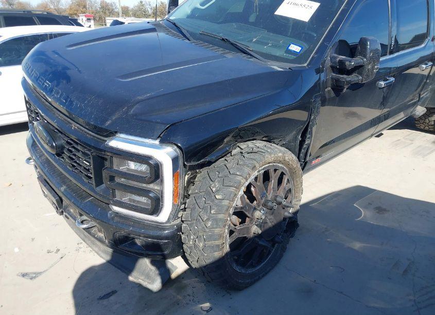 Photo 11 of 2023 Ford F-350 LARIAT (VIN 1FT8W3DM1PEC40431)