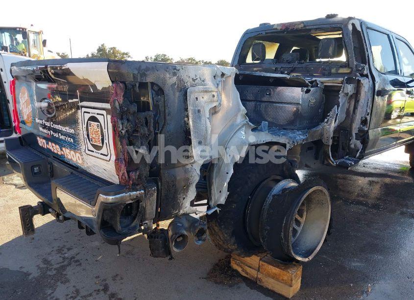 Photo 15 of 2024 Ford F-350 LARIAT (VIN 1FT8W3DM3REE18665)