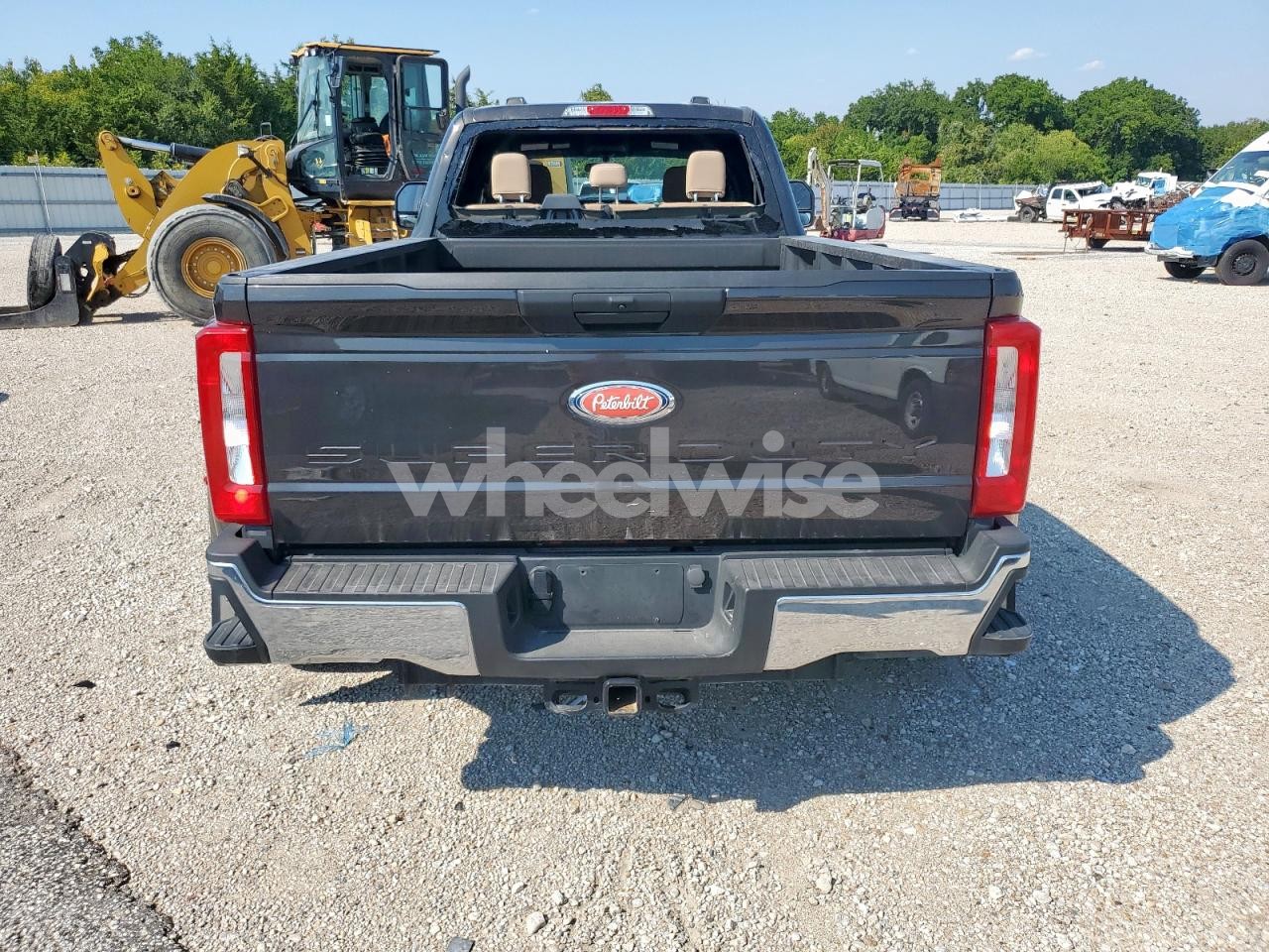 Photo 6 of 2024 FORD F350 SUPER DUTY (VIN 1FT8W3DM4REC62569)