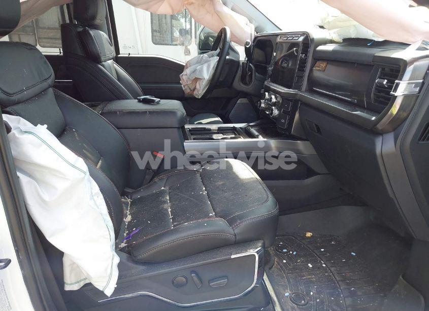 Photo 6 of 2024 Ford F350 SUPER DUTY (VIN 1FT8W3DN0REC30940)