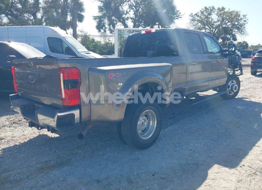 Photo 4 of 2023 Ford F-350 LARIAT (VIN 1FT8W3DNXPED07052)