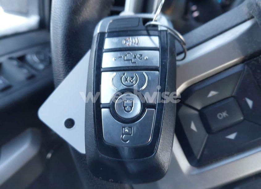 Photo 10 of 2021 Ford F-350 LARIAT (VIN 1FT8W3DT0MEC89266)