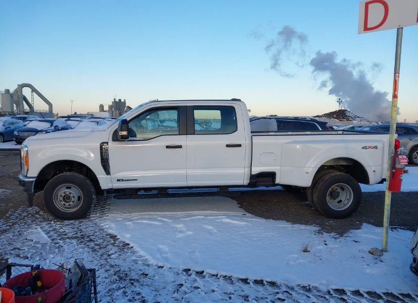 Photo 15 of 2023 Ford F-350 XL (VIN 1FT8W3DT0PED50734)