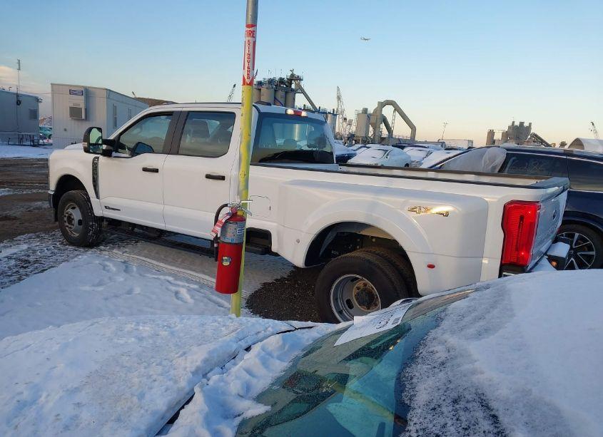 Photo 3 of 2023 Ford F-350 XL (VIN 1FT8W3DT0PED50734)