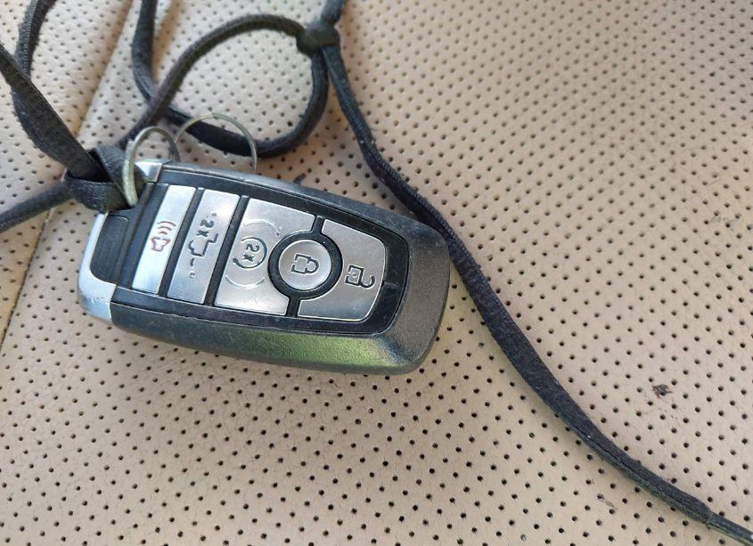 Photo 10 of 2017 Ford F-350 LARIAT (VIN 1FT8W3DT1HEE42579)