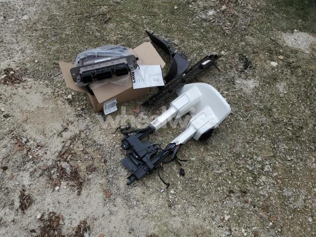 Photo 7 of 2017 FORD SUPER DUTY F-350 W/D (VIN 1FT8W3DT1HEE54165)