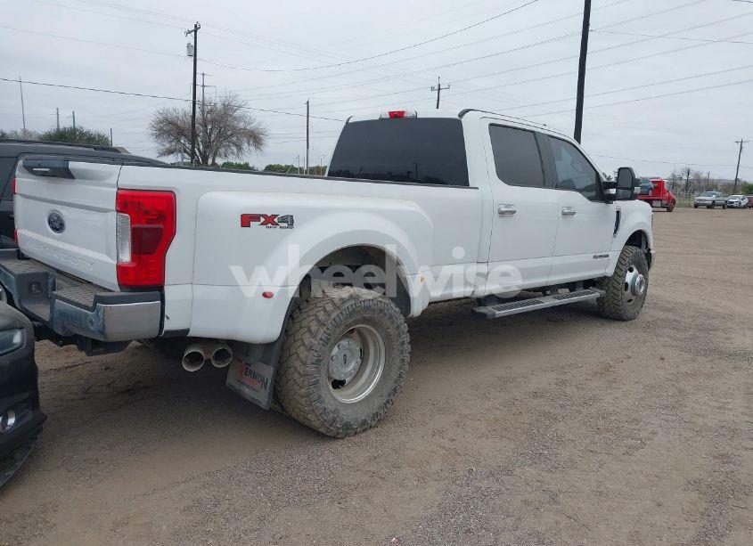Photo 4 of 2019 Ford F-350 XLT (VIN 1FT8W3DT1KED26676)