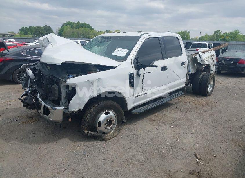 Photo 2 of 2020 Ford F-350 XLT (VIN 1FT8W3DT1LEC88058)