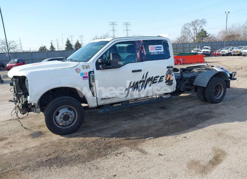 Photo 2 of 2023 Ford F-350 XL (VIN 1FT8W3DT1PEC85117)