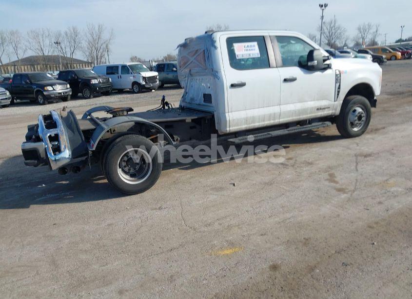 Photo 4 of 2023 Ford F-350 XL (VIN 1FT8W3DT1PEC85117)