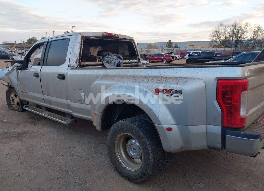 Photo 3 of 2019 Ford F-350 XL (VIN 1FT8W3DT2KEF28779)