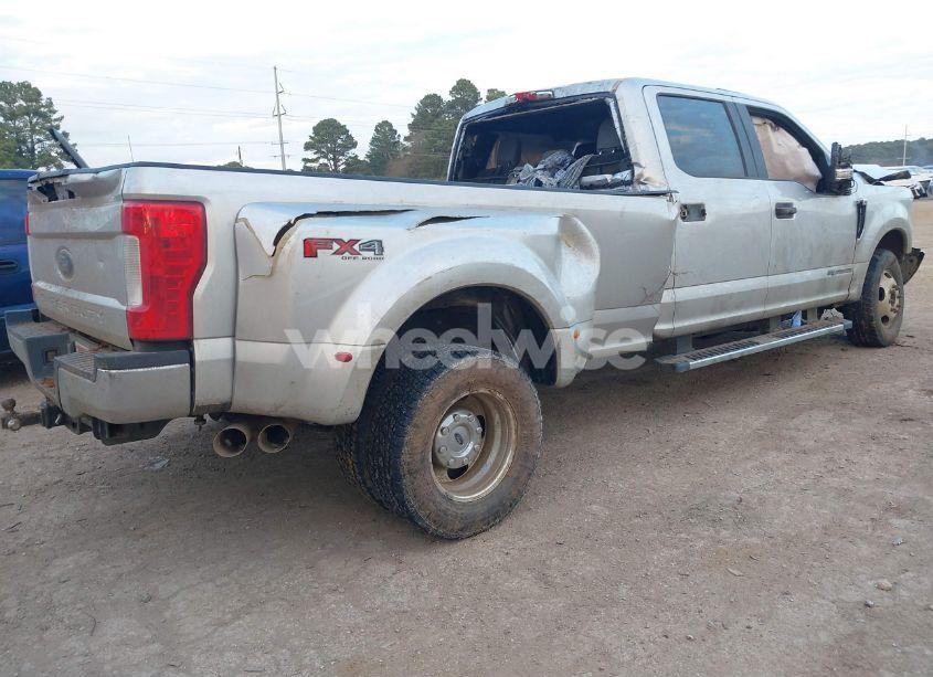 Photo 4 of 2019 Ford F-350 XL (VIN 1FT8W3DT2KEF28779)