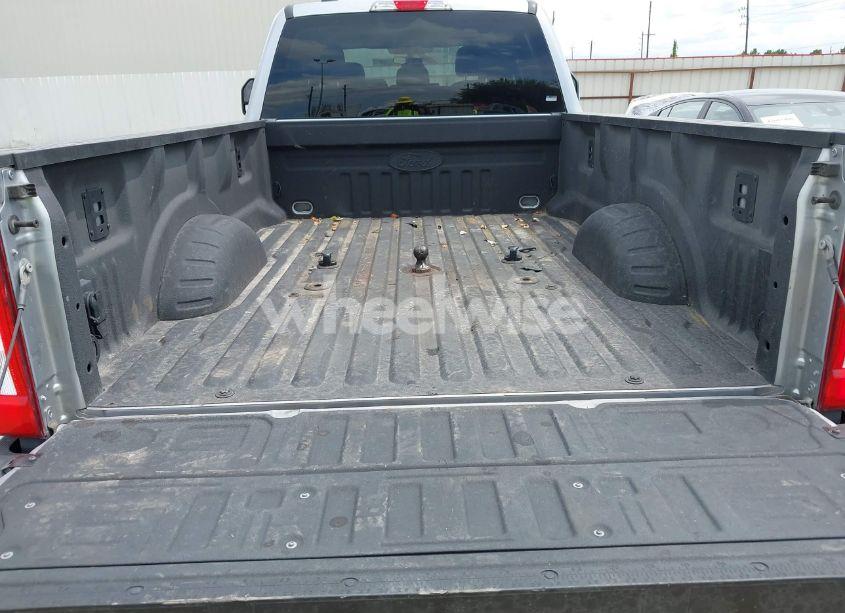 Photo 6 of 2024 Ford F-350 XLT (VIN 1FT8W3DT3RED57910)