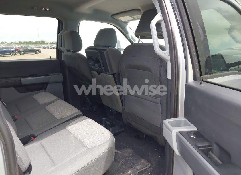 Photo 7 of 2024 Ford F-350 XLT (VIN 1FT8W3DT3RED57910)