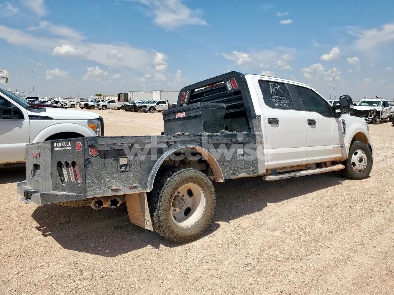 Photo 3 of 2020 FORD F350 SUPER DUTY (VIN 1FT8W3DT4LEC89236)